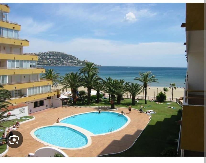 Holiday Center Apartamento Vistas Mar, Acceso Directo Playa Y Piscina 로지즈 외부 사진