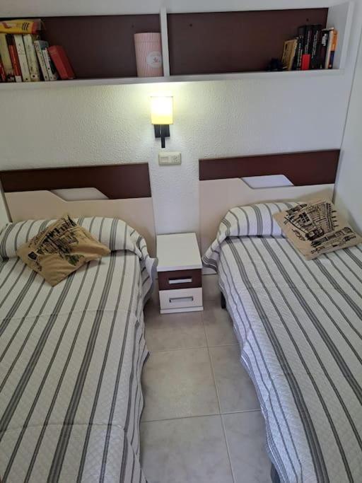 Holiday Center Apartamento Vistas Mar, Acceso Directo Playa Y Piscina 로지즈 외부 사진